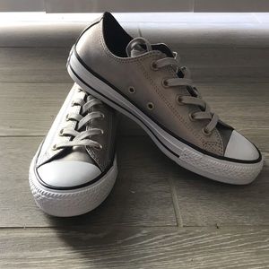 NWOT Gold Leather Converse Sneakers